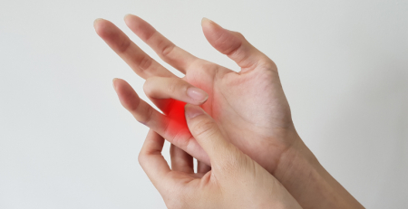 CHUCB implementa novo procedimento cirúrgico para tratamento do “dedo em gatilho”